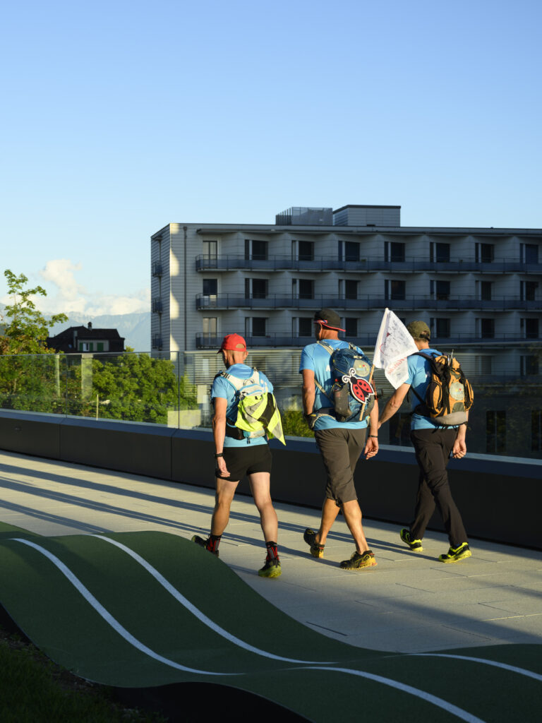 Départ de la marche CHUV-Moléson 2025