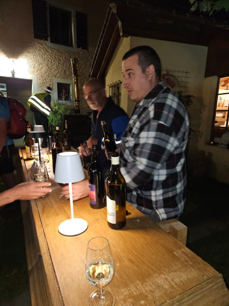 20250905_234_Aran_Villette