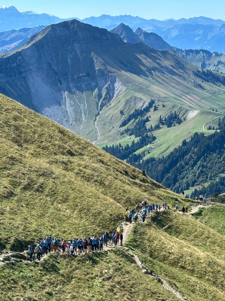 20250906_1020_LeMoleson