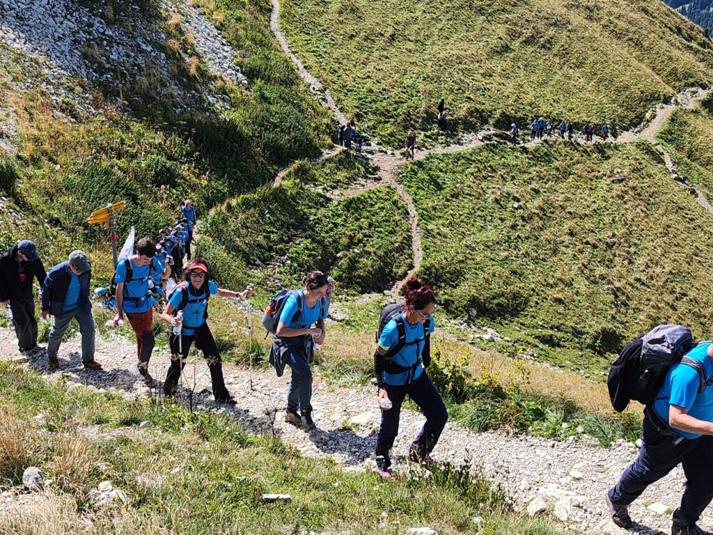 20250906_1024_LeMoleson