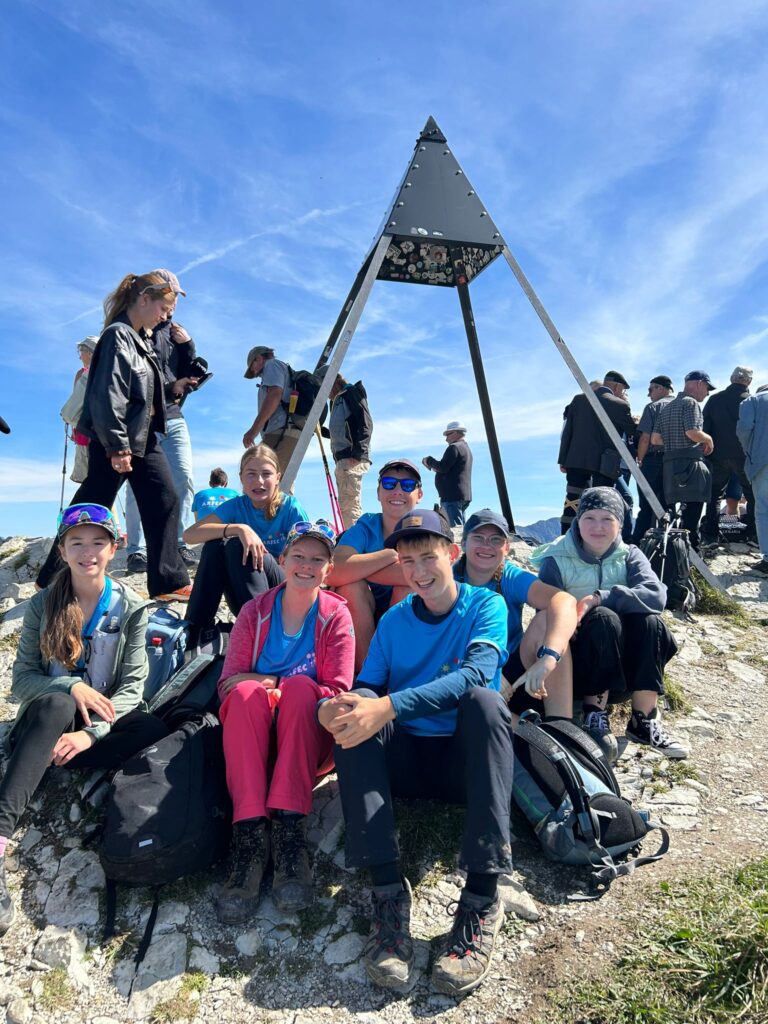 20250906_1049_SommetduMoléson