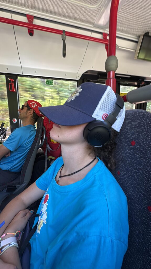 20250906_1100_Retour_Bus