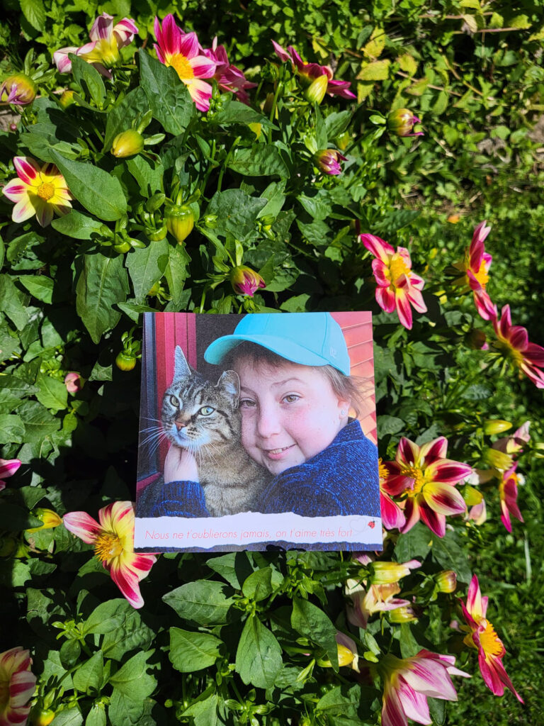 20250908_1210_Chapelle